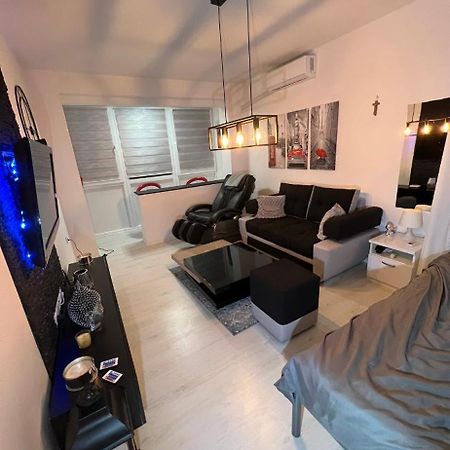 Apartman Paola - Massage Chair- 0-24 Self Check In Out- Zupanja Esterno foto